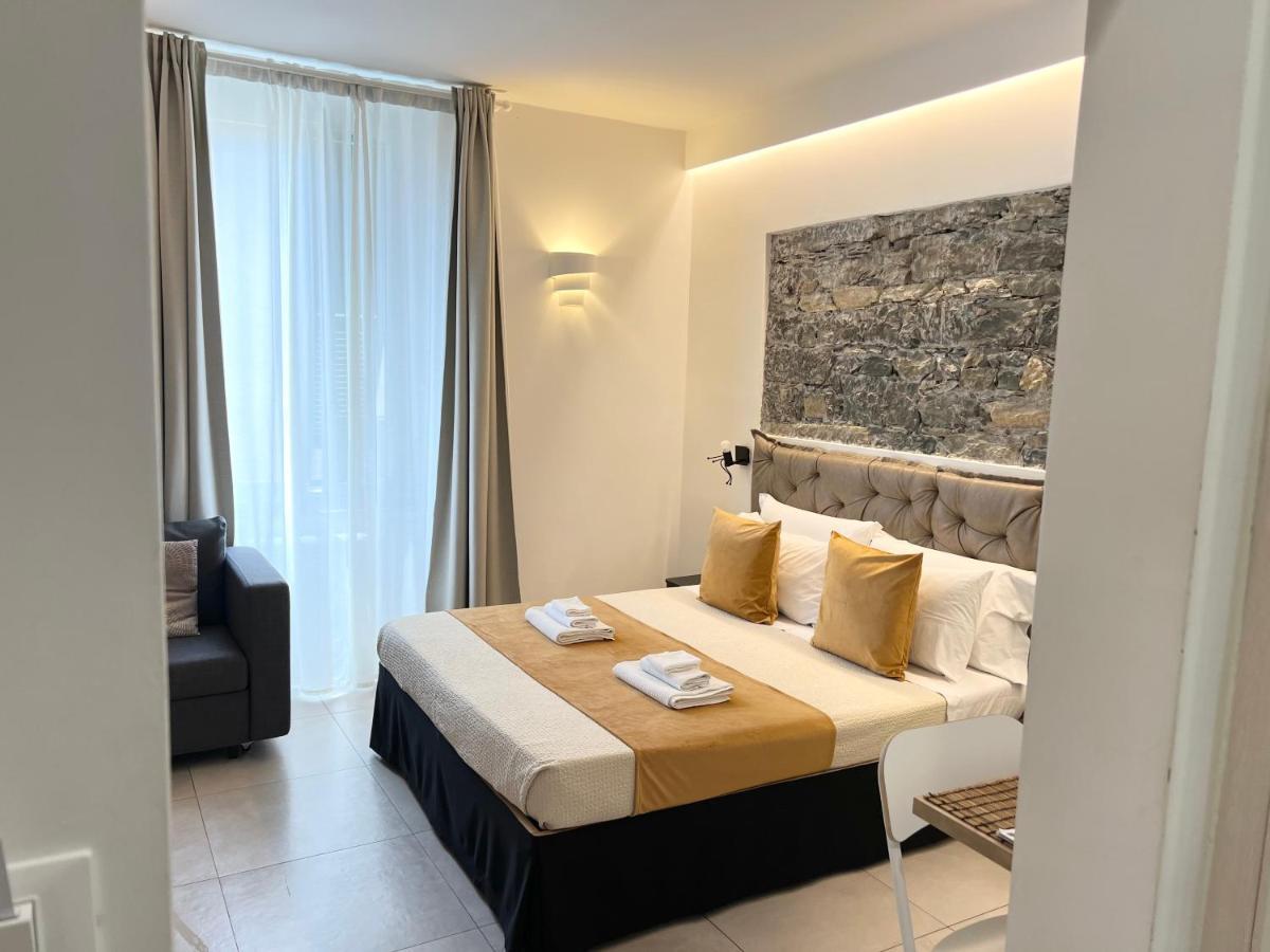 Sunset Rooms ลาสเปเซีย ภายนอก รูปภาพ