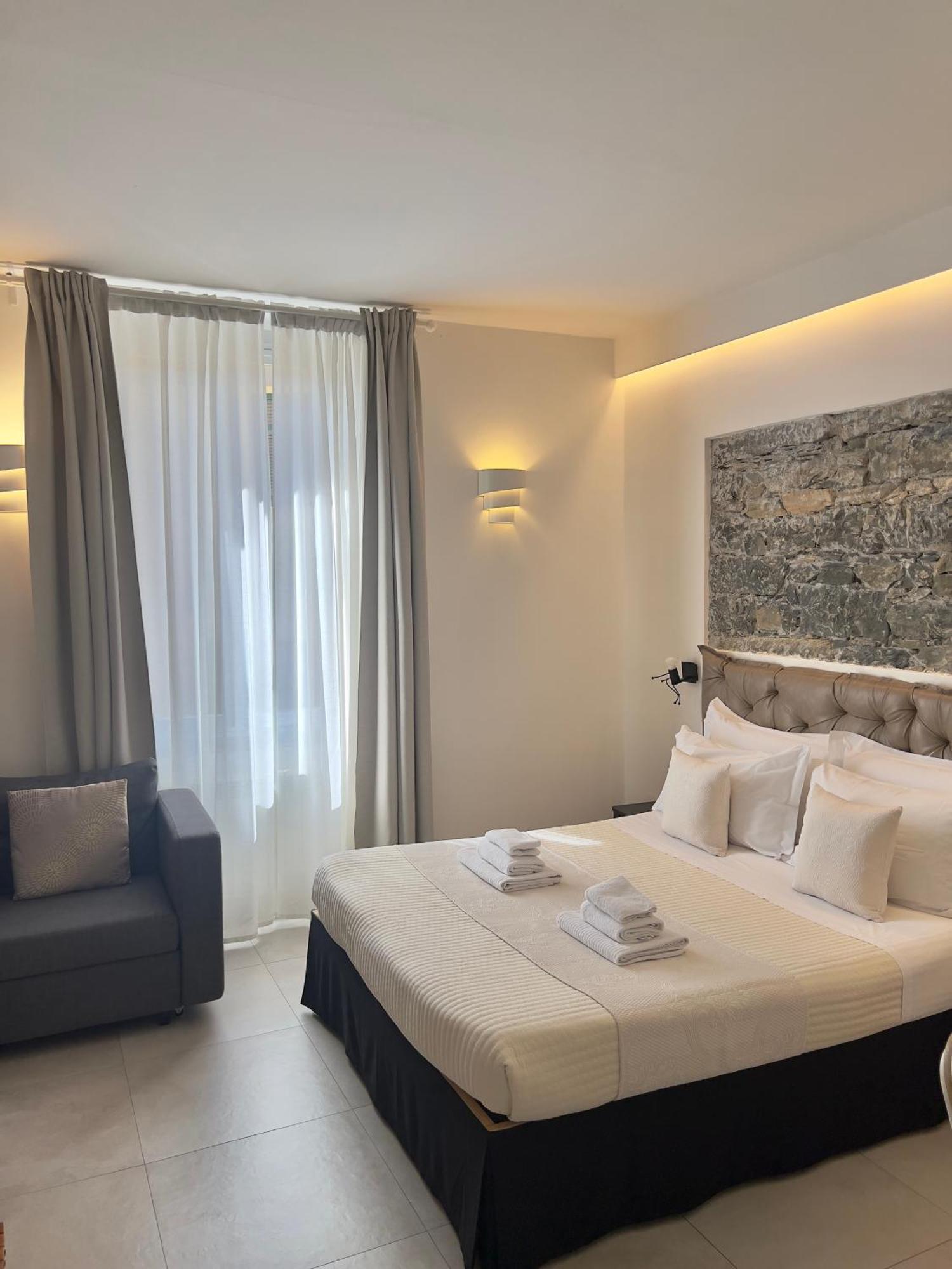 Sunset Rooms ลาสเปเซีย ภายนอก รูปภาพ